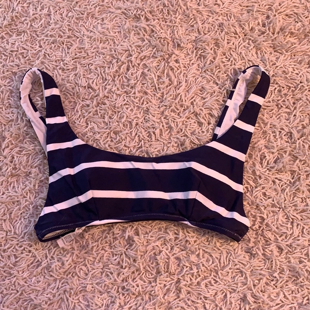 Aerie scoop neck bikini top
